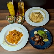 Dining Bar SQUARE