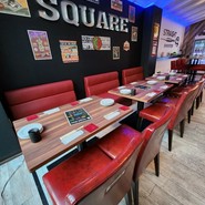 Dining Bar SQUARE