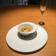 銀座シェ・トモ