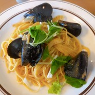 本日のランチ　ムール貝のパスタ