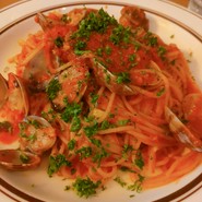 本日のランチ　ボンゴレロッソ　パスタ+20g