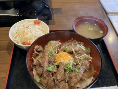 梅香　しん