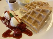 ストロベリーワッフル