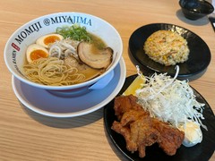 味玉広島ラーメン 唐揚げ炒飯セット