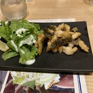 ウツボの唐揚げ？