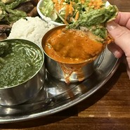 アジアンダイニング　ヤミー