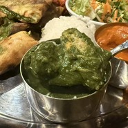 アジアンダイニング　ヤミー