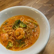 トマトクリームパスタ