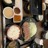 福島信夫山迎賓館　和食くろ沢　牛若丸