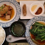 ホイアン