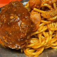 ナポリタンハンバーグ小　930円-2
