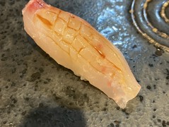 まどい鮨　優