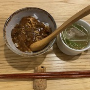 〆のご飯(ハヤシライス)とスープ