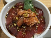 ワサビ醤油をぶっかけます！