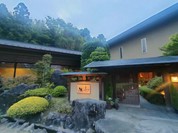 笛吹川温泉　坐忘