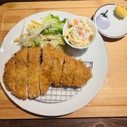 とんかつ食堂 神宮前23