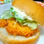 数あるハンバーガーの中でも好きなのがチキンフィレバーガー👍️
