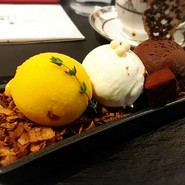 パフェ、珈琲、酒 『佐藤』