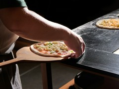 ピッツァ職人の店長