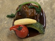 吉池旅館定番の牛タン味噌煮込み！