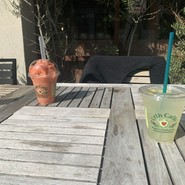 アースカフェ 代官山 （Urth Caffe）