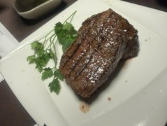 ステーキハウス　听　北新地