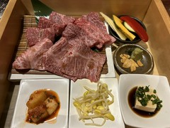やきにくのバクロ 博多店