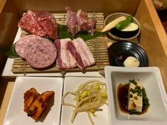 やきにくのバクロ 博多店