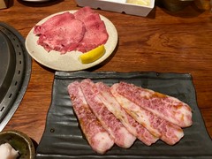 やきにくのバクロ 博多店