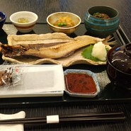 日本料理 Japanese Cuisine 桜丘
