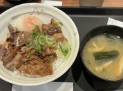 元祖旨辛焼き牛めし690円！