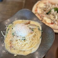 自家製ベーコンのカルボナーラ