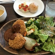 お野菜DINNING&CAFE SOLVIVA 梅田