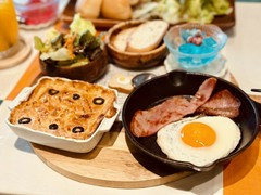 カフェ　ラピス