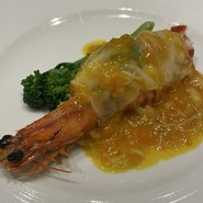 台湾レストラン　麗白