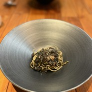 イカ墨パスタ　水イカ　ポルチーニ茸　