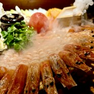 貝バル Baccanale