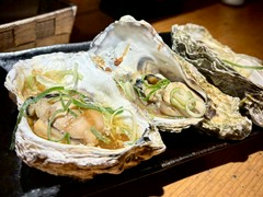 貝バル Baccanale