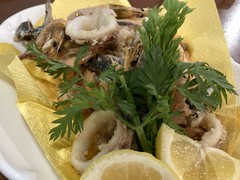 トラットリア・築地パラディーゾ