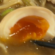 いい感じの黄身の味玉！