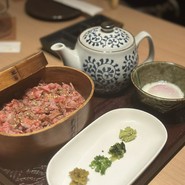藁焼きと水炊き　葵