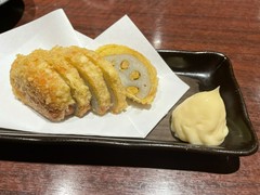 揚げたて辛子レンコン