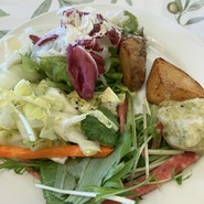 キャナリィ・ロウ四日市店