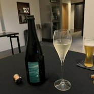 日本料理 TOBIUME