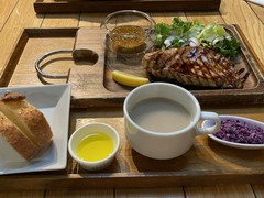 THE ROOFTOP KOBE （ザ ルーフトップ 神戸）