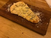 ブルーチーズと蜂蜜のピザ