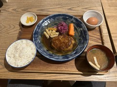 挽き肉のトリコ　栄店