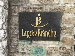 ラ・ローゼブランシュ薔薇舘