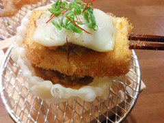 自家製麻婆豆腐の串揚げ