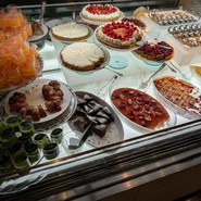 キャナリィ・ロウ 本店